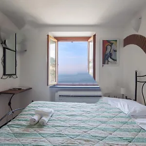 Gasthuis Cecio 5 Terre, Corniglia